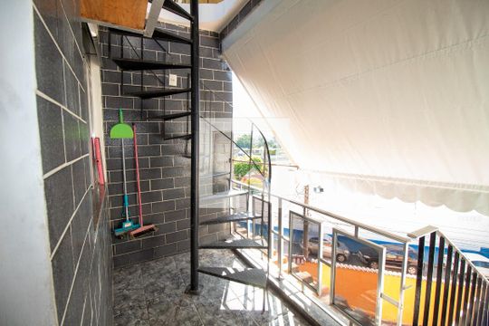 Varanda de casa para alugar com 1 quarto, 79m² em Engenho do Porto, Duque de Caxias
