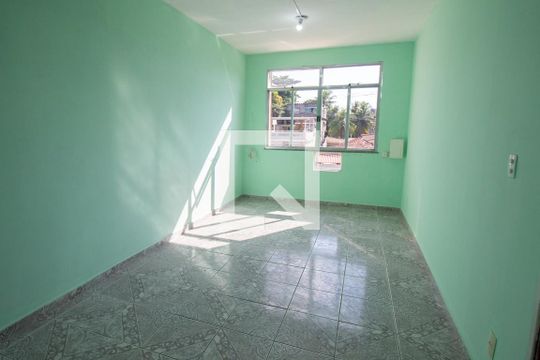 Quarto  de casa para alugar com 1 quarto, 79m² em Engenho do Porto, Duque de Caxias