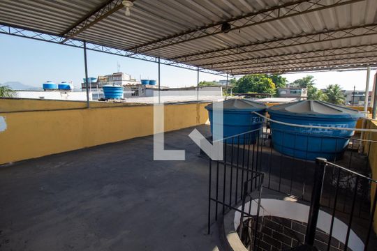 Terraço de casa para alugar com 1 quarto, 79m² em Engenho do Porto, Duque de Caxias
