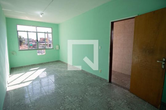 Quarto  de casa para alugar com 1 quarto, 79m² em Engenho do Porto, Duque de Caxias