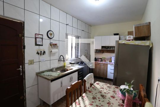 Cozinha de casa à venda com 2 quartos, 100m² em Cangaiba, São Paulo