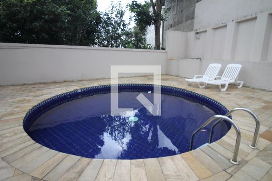 Área comum de apartamento à venda com 3 quartos, 81m² em Vila Bertioga, São Paulo