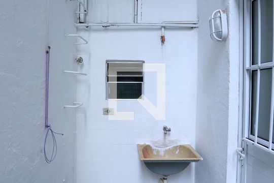 Área de Serviço de kitnet/studio para alugar com 1 quarto, 40m² em Vila Guilhermina, São Paulo