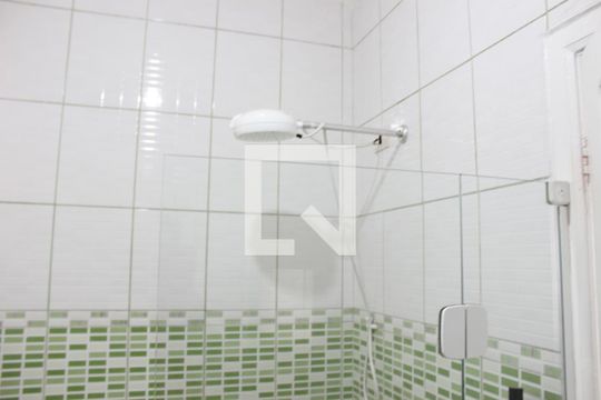 Banheiro de apartamento para alugar com 2 quartos, 81m² em Centro, São Vicente