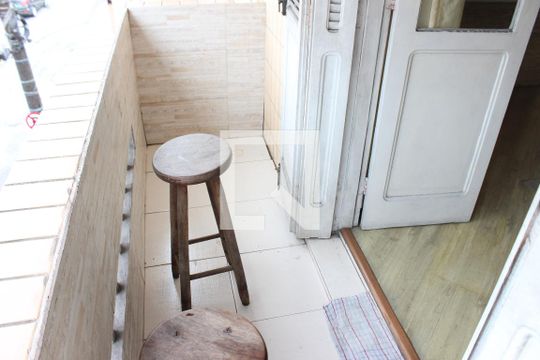 Sacada de apartamento para alugar com 2 quartos, 81m² em Centro, São Vicente