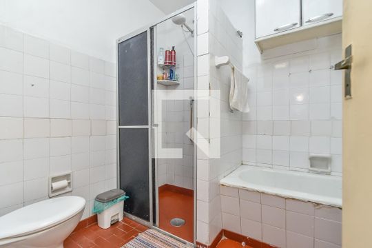 Banheiro de apartamento à venda com 2 quartos, 90m² em Bela Vista, São Paulo