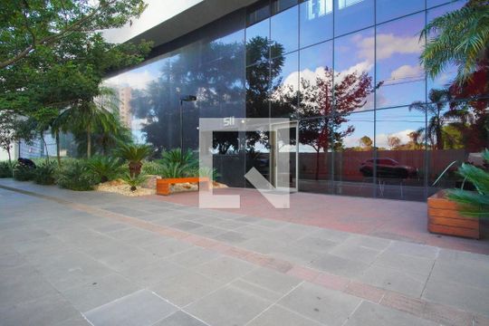Fachada de apartamento à venda com 2 quartos, 70m² em Petrópolis, Porto Alegre