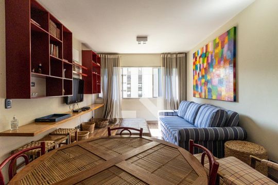 Sala de apartamento para alugar com 1 quarto, 47m² em Vila Buarque, São Paulo