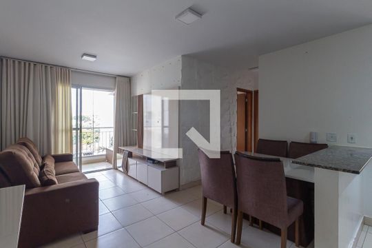 Apartamento à venda com 2 quartos, 57m² em Parque Oeste Industrial, Goiânia