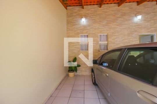 Garagem de casa à venda com 2 quartos, 72m² em Jardim Itália, Várzea Paulista