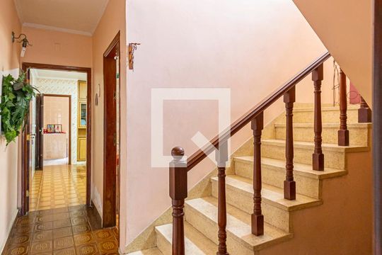 Corredor de casa à venda com 2 quartos, 186m² em Jardim Progresso, Santo André