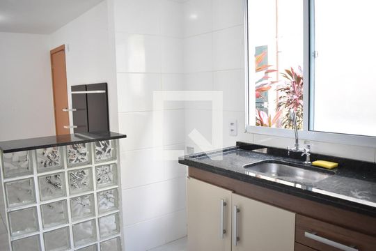Cozinha de apartamento para alugar com 2 quartos, 45m² em Campo Grande, Rio de Janeiro