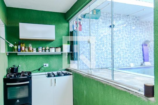 Cozinha de casa à venda com 2 quartos, 200m² em Jardim Ansalca, Guarulhos