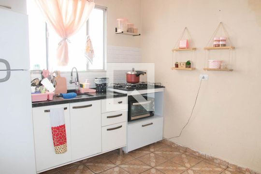 Cozinha 1 de casa à venda com 8 quartos, 150m² em Vila Maria, São Paulo