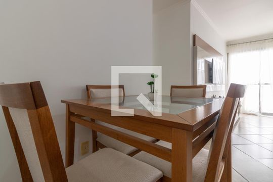 Sala de apartamento para alugar com 3 quartos, 100m² em Recreio dos Bandeirantes, Rio de Janeiro