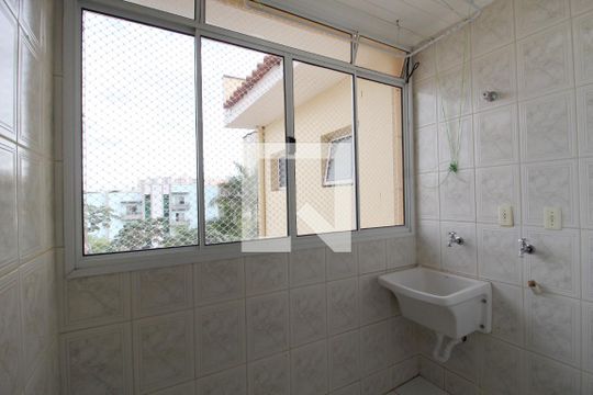 Área de Serviço de apartamento para alugar com 2 quartos, 71m² em Jardim Europa, Sorocaba