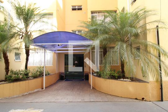 Fachada do bloco de apartamento para alugar com 2 quartos, 71m² em Jardim Europa, Sorocaba