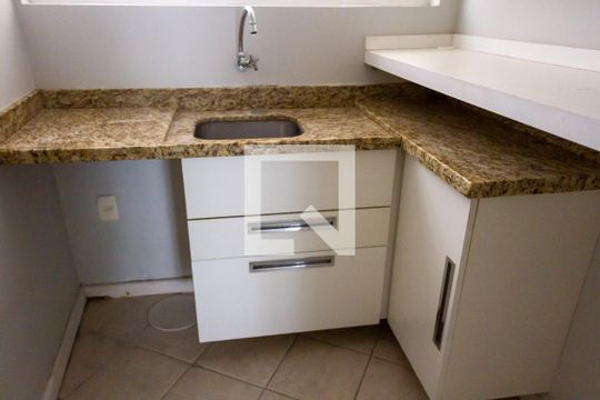 Cozinha de apartamento para alugar com 1 quarto, 30m² em Centro Histórico, Porto Alegre