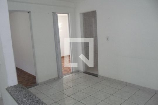 Sala de apartamento à venda com 2 quartos, 36m² em Pilares, Rio de Janeiro