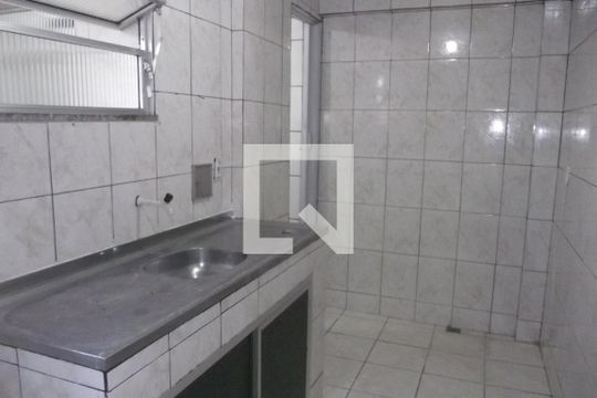 Cozinha de apartamento à venda com 2 quartos, 36m² em Pilares, Rio de Janeiro