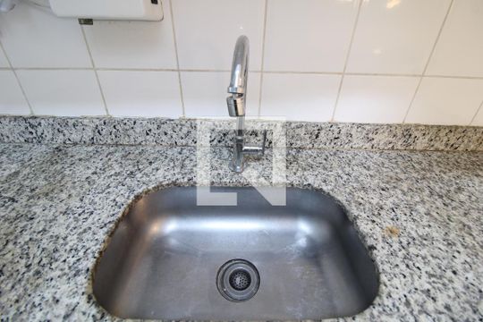 Cozinha de apartamento à venda com 2 quartos, 75m² em Camorim, Rio de Janeiro