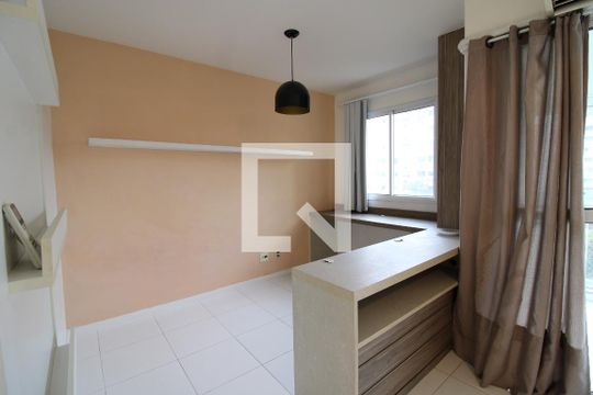 Sala de apartamento à venda com 2 quartos, 75m² em Camorim, Rio de Janeiro