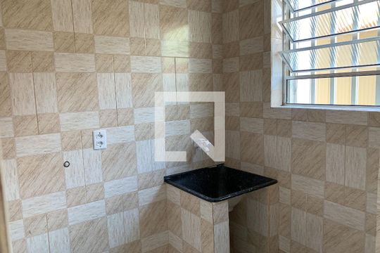 Área de Serviço de apartamento para alugar com 2 quartos, 55m² em Parque Santa Rosa, Suzano