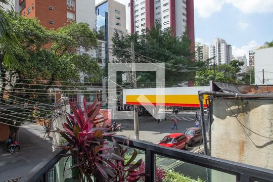Varanda de apartamento para alugar com 1 quarto, 50m² em Itaim Bibi, São Paulo