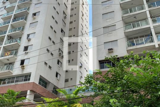 Fachada de apartamento para alugar com 3 quartos, 91m² em Barra Funda, Guarujá