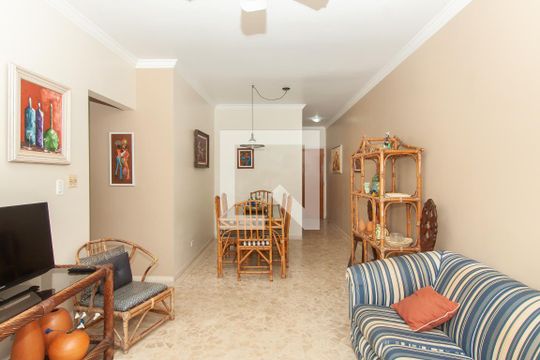 Apartamento para alugar com 3 quartos, 91m² em Barra Funda, Guarujá