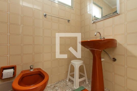 Banheiro 2 - Suíte de apartamento para alugar com 3 quartos, 91m² em Barra Funda, Guarujá