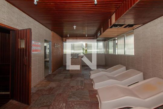 Área Comum - Sauna de apartamento para alugar com 3 quartos, 91m² em Barra Funda, Guarujá