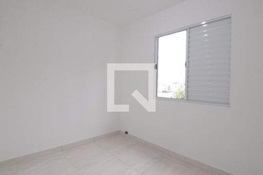 Quarto 2 de apartamento para alugar com 2 quartos, 40m² em Vila Paranagua, São Paulo