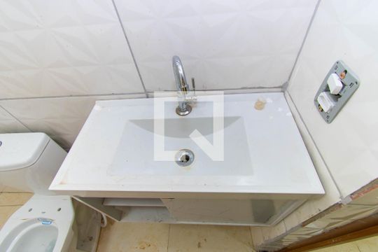 Banheiro de casa de condomínio à venda com 1 quarto, 15m² em Vila Fatima, São Paulo
