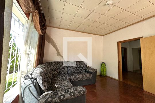 Sala de casa à venda com 2 quartos, 140m² em Rondônia, Novo Hamburgo