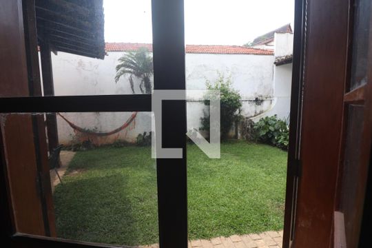 Vista Quarto 1  de casa à venda com 4 quartos, 460m² em Jardim Franca, São Paulo