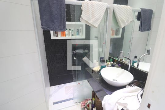 Banheiro Quarto 1  de casa à venda com 4 quartos, 460m² em Jardim Franca, São Paulo