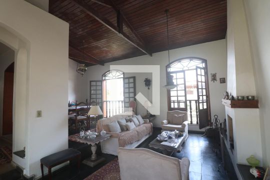 Casa à venda com 4 quartos, 460m² em Jardim Franca, São Paulo