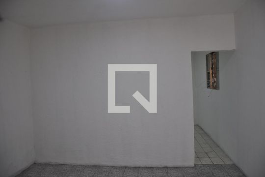 Sala/Cozinha de casa para alugar com 1 quarto, 35m² em Vila Ramos, São Paulo
