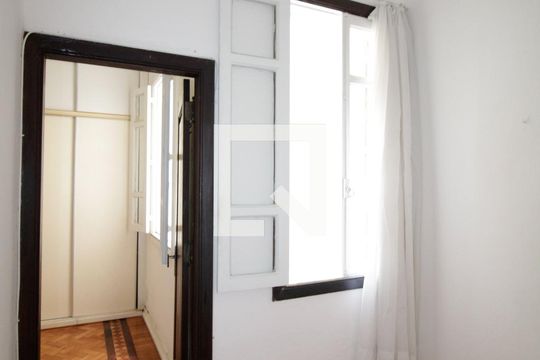 Corredor de apartamento para alugar com 3 quartos, 104m² em Flamengo, Rio de Janeiro