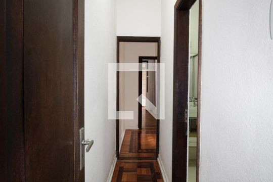 Corredor de apartamento para alugar com 3 quartos, 104m² em Flamengo, Rio de Janeiro