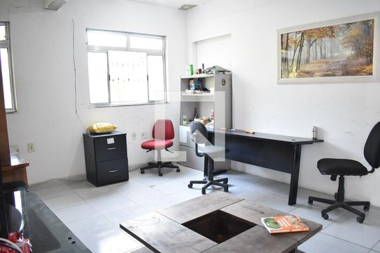 Sala de casa à venda com 2 quartos, 100m² em Campo Grande, Rio de Janeiro