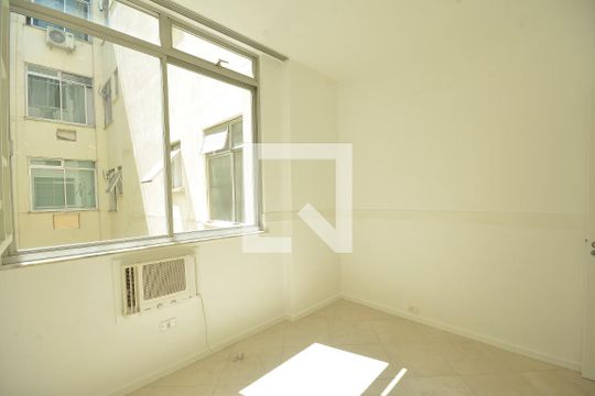 Quarto 2 de apartamento para alugar com 2 quartos, 80m² em Botafogo, Rio de Janeiro
