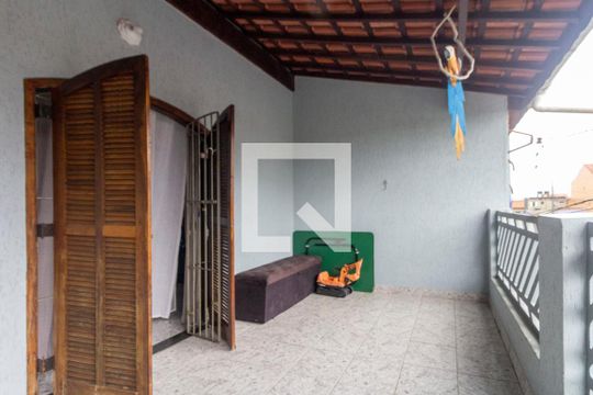 Varanda Quarto 1 - Suite de casa à venda com 4 quartos, 243m² em Parque Guarani, São Paulo