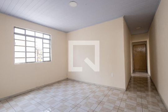 Sala de casa para alugar com 2 quartos, 70m² em Chácara Califórnia, São Paulo