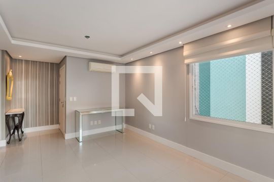 Sala de apartamento à venda com 2 quartos, 87m² em Passo D’areia, Porto Alegre