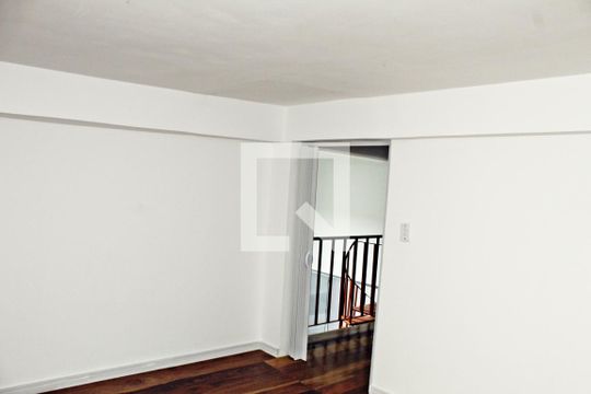 Quarto 1 de casa para alugar com 2 quartos, 150m² em Vila Curuçá, São Paulo