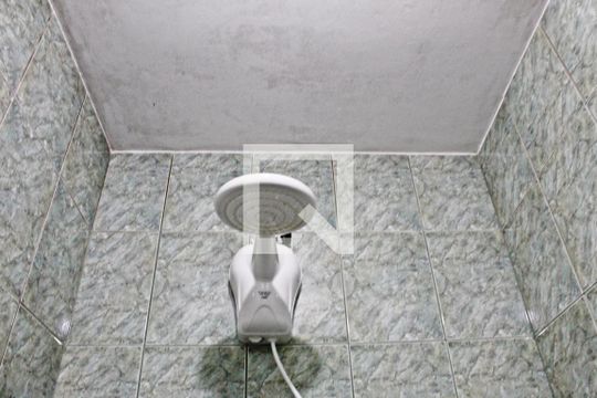 Banheiro de casa para alugar com 2 quartos, 150m² em Vila Curuçá, São Paulo