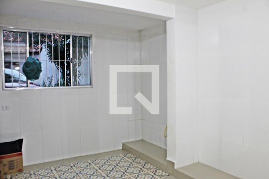 Área de Serviço de casa para alugar com 2 quartos, 150m² em Vila Curuçá, São Paulo