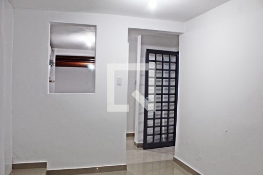 Área de Serviço de casa para alugar com 2 quartos, 150m² em Vila Curuçá, São Paulo